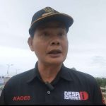 Kepala Desa Tukung Ritan Kukar, Ubang Uluy.