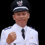 Kades Manunggal Jaya, Sukemi.