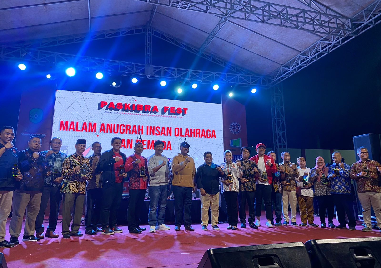 Bupati Kukar, Edi Damansyah di acara malam anugerah insan olahraga dan pemuda Kukar.