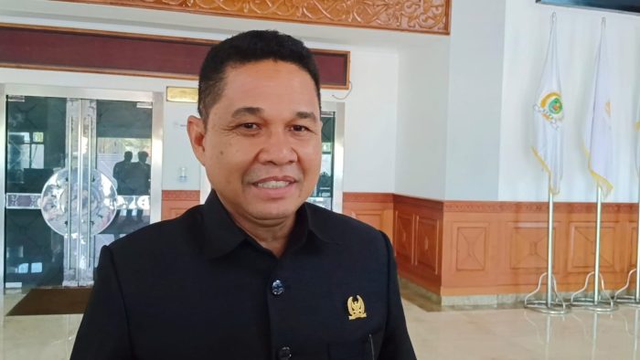 Ketua DPRD Kutim, Joni