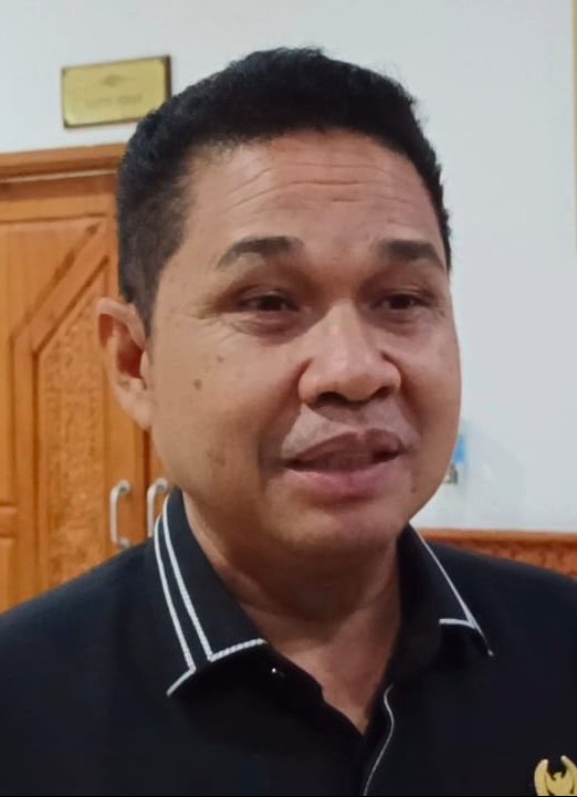 Ketua DPRD Kutim, Joni.