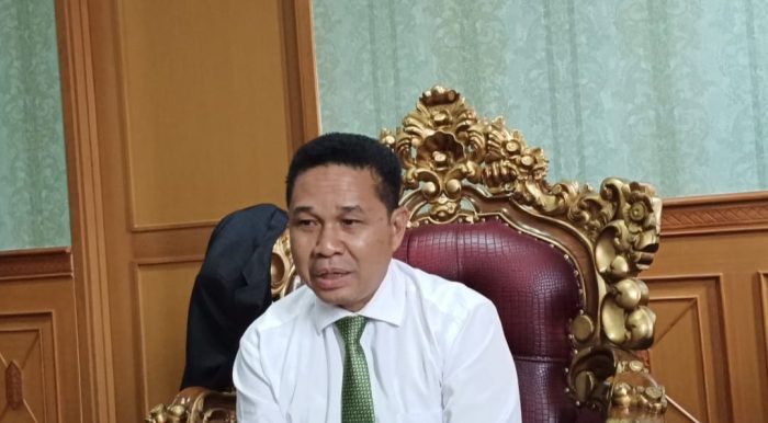 Ketua DPRD Kutim, Joni.