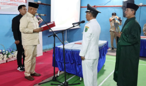 Bupati Kutai Kartanegara (Kukar) Edi Damansyah melantik Penjabat (Pj) Kepala Desa Sungai Mariam Kecamatan Anggana, di BPU Desa Sungai Mariam Kecamatan Anggana.