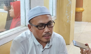 Kades Loa Raya, Martin