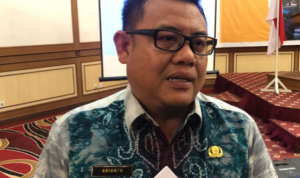 Plt Kepala Dispar Kukar, Arianto