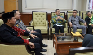 Sekda Kukar Saksikan Penandatanganan BAST Data Keluarga Beresiko Stunting Dari BKKBN Kaltim