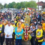 Bupati Berau Sri Juniarsih berupaya meningkatkan potensi pariwisata Bumi Batiwakkal, salah satunya lomba perahu panjang.